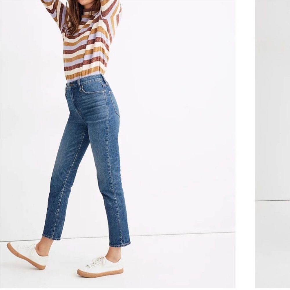 Madewell Straight-Leg Jeans in Medium Blue - Picture 3 of 12